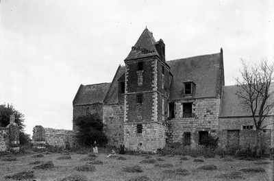 Hôtel abbatial de Beaupres dans la ferme de Woimaison